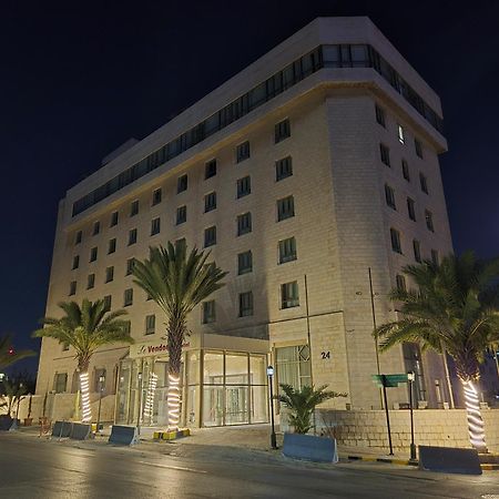 Le Vendome Hotel Amman Bagian luar foto