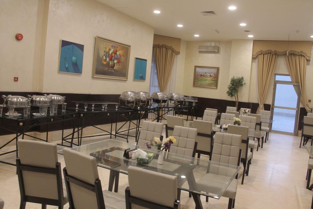 Le Vendome Hotel Amman Bagian luar foto