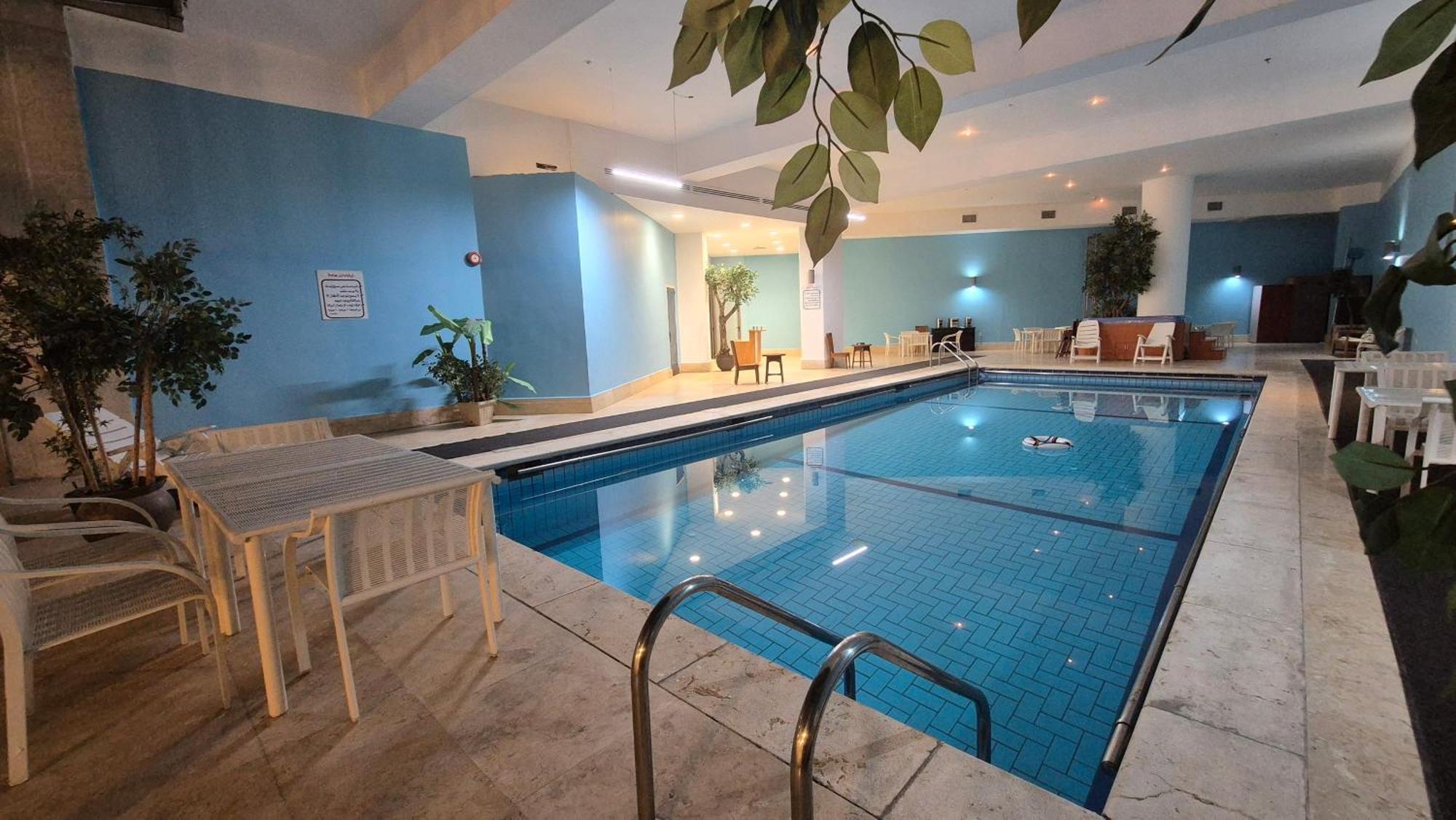 Le Vendome Hotel Amman Bagian luar foto
