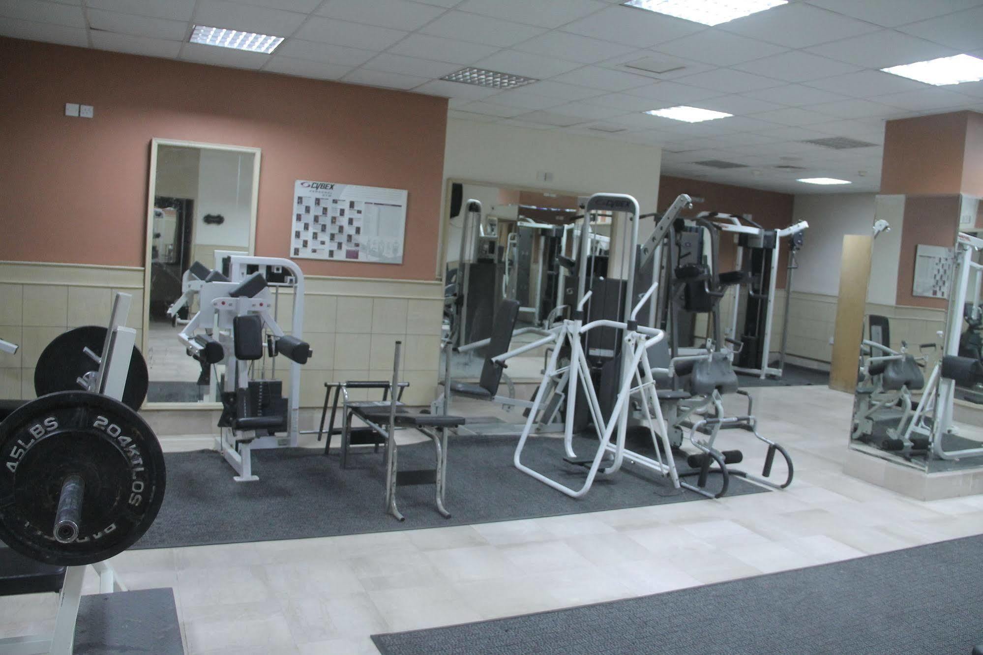 Le Vendome Hotel Amman Bagian luar foto